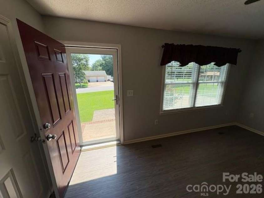 101 APPLE HILL Drive, Shelby, NC 28152.  MLS# CAR4415792, YatesRealty ID 45118. 