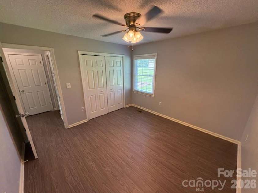 101 APPLE HILL Drive, Shelby, NC 28152.  MLS# CAR4415792, YatesRealty ID 45118. 