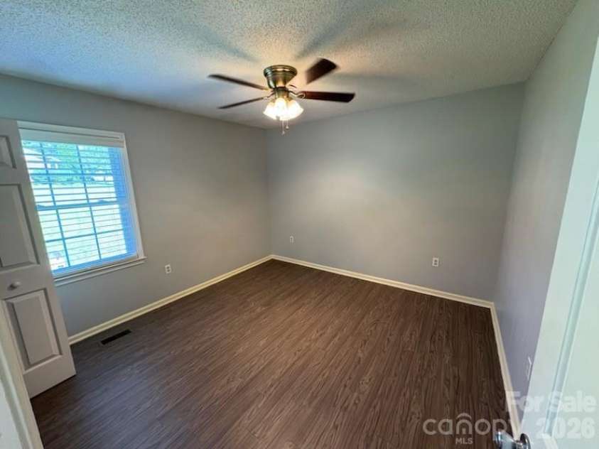 101 APPLE HILL Drive, Shelby, NC 28152.  MLS# CAR4415792, YatesRealty ID 45118. 
