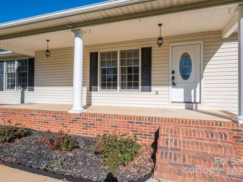 121 Wichita Drive, Shelby, NC 28152.  MLS# CAR4240337, YatesRealty ID 4512. 