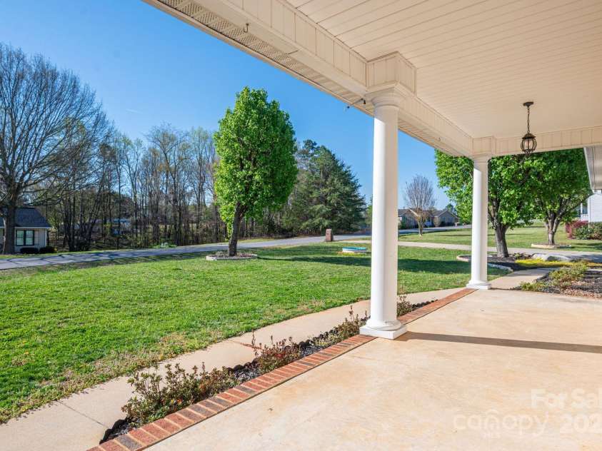 121 Wichita Drive, Shelby, NC 28152.  MLS# CAR4240337, YatesRealty ID 4512. 