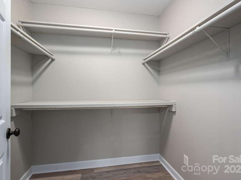 121 Wichita Drive, Shelby, NC 28152.  MLS# CAR4240337, YatesRealty ID 4512. 