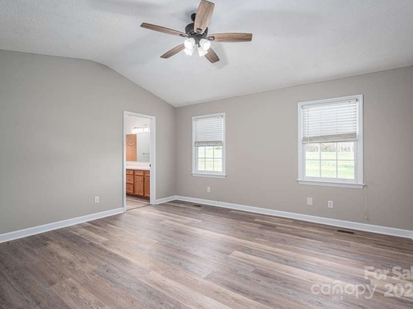 121 Wichita Drive, Shelby, NC 28152.  MLS# CAR4240337, YatesRealty ID 4512. 