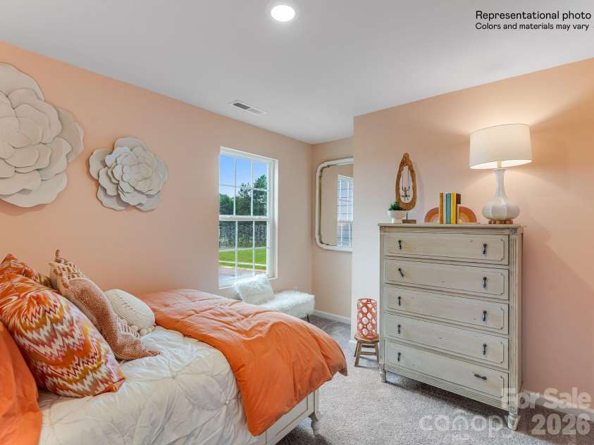 814 Sparano Loop, York, SC 29745.  MLS# CAR4352649, YatesRealty ID 4512. 