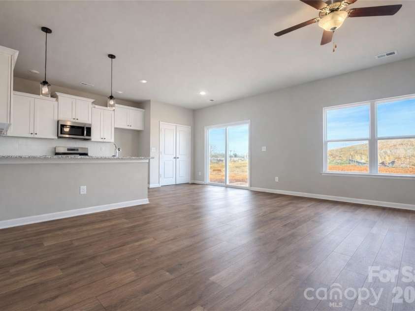125 Pinnacle Crossing, Shelby, NC 28152.  MLS# CAR4415808, YatesRealty ID 45120. 