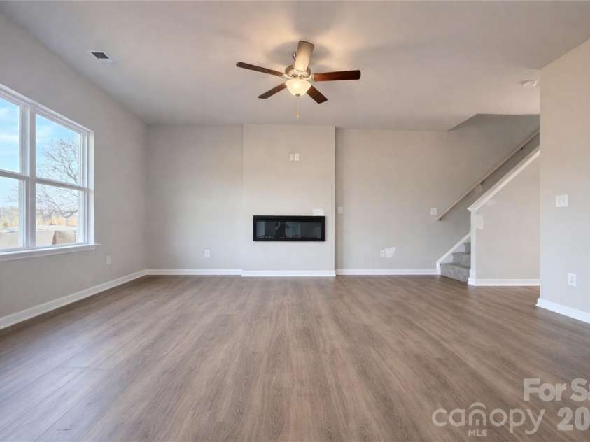 125 Pinnacle Crossing, Shelby, NC 28152.  MLS# CAR4415808, YatesRealty ID 45120. 