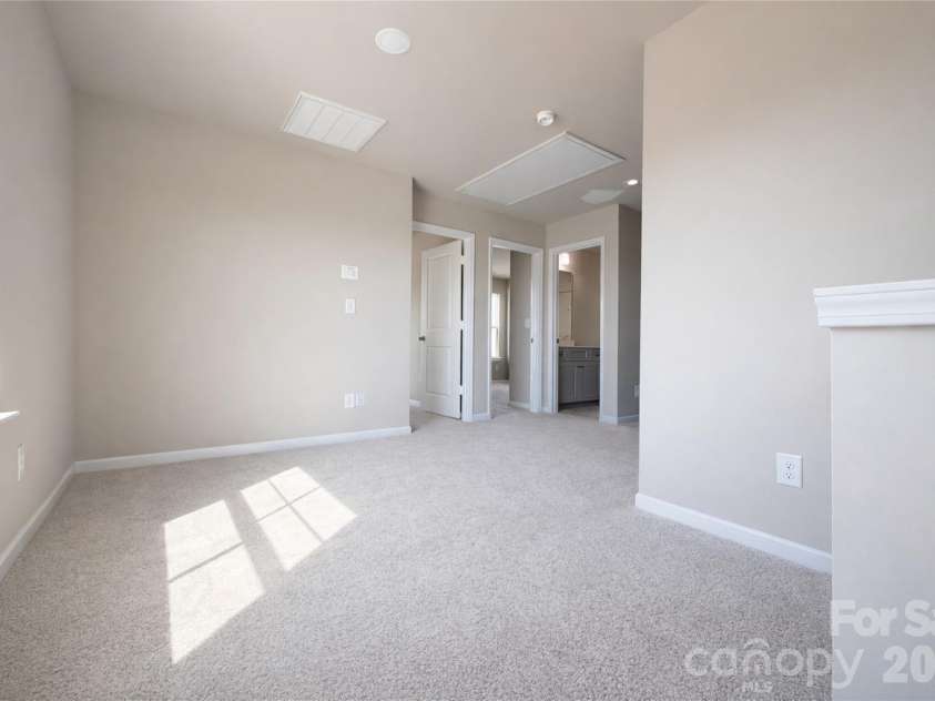125 Pinnacle Crossing, Shelby, NC 28152.  MLS# CAR4415808, YatesRealty ID 45120. 