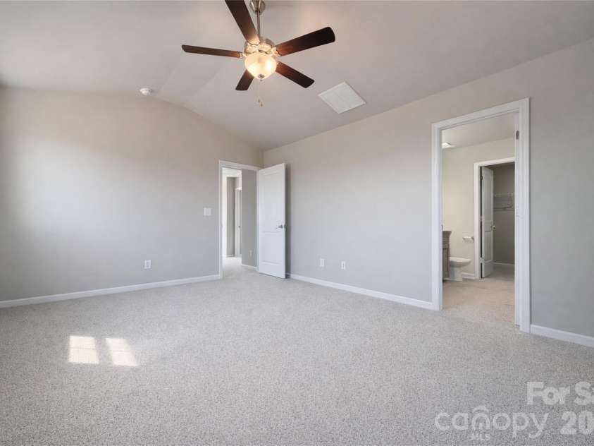 125 Pinnacle Crossing, Shelby, NC 28152.  MLS# CAR4415808, YatesRealty ID 45120. 