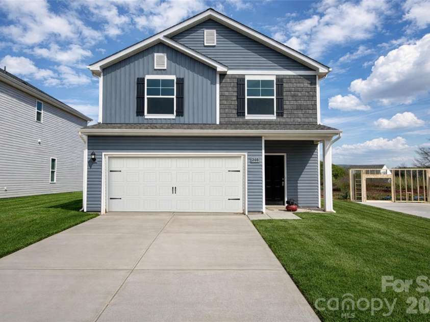 125 Pinnacle Crossing, Shelby, NC 28152.  MLS# CAR4415808, YatesRealty ID 45120. 