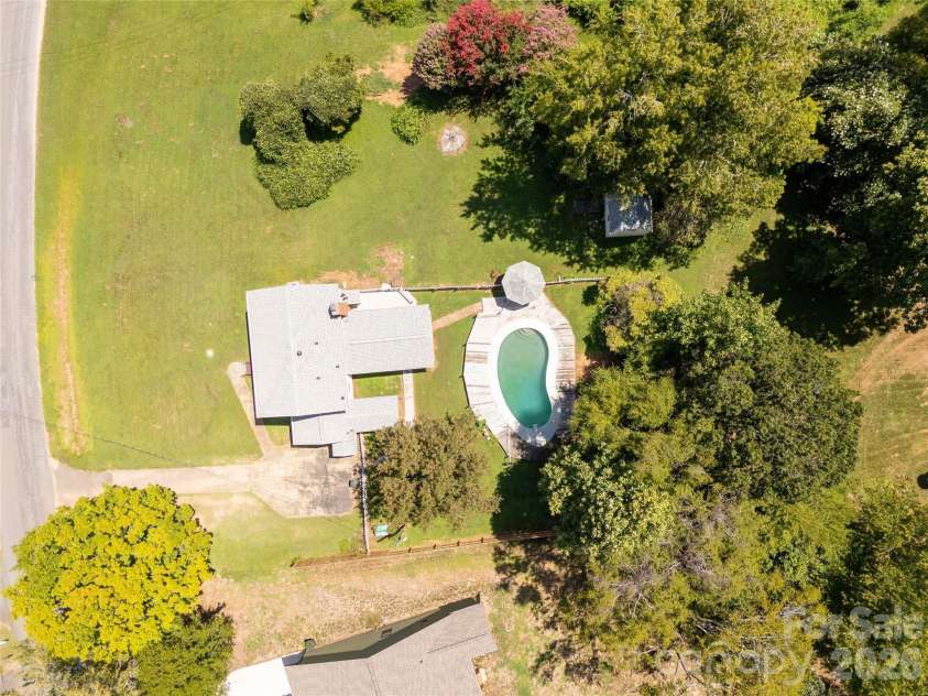 1007 Ragin Lane, Rock Hill, SC 29732.  MLS# CAR4414419, YatesRealty ID 45123. 