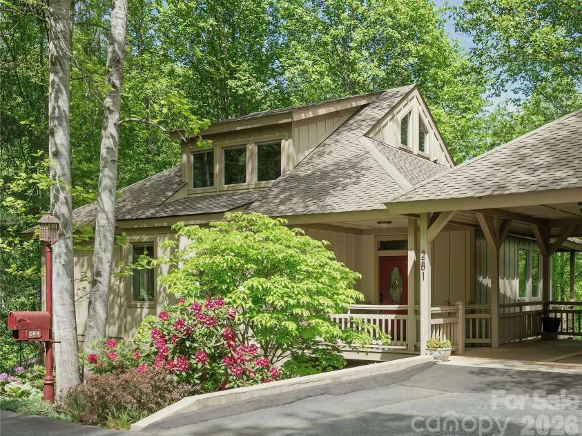281 Bob White Loop, Waynesville, NC 28786.  MLS# CAR4414207, YatesRealty ID 45126. 
