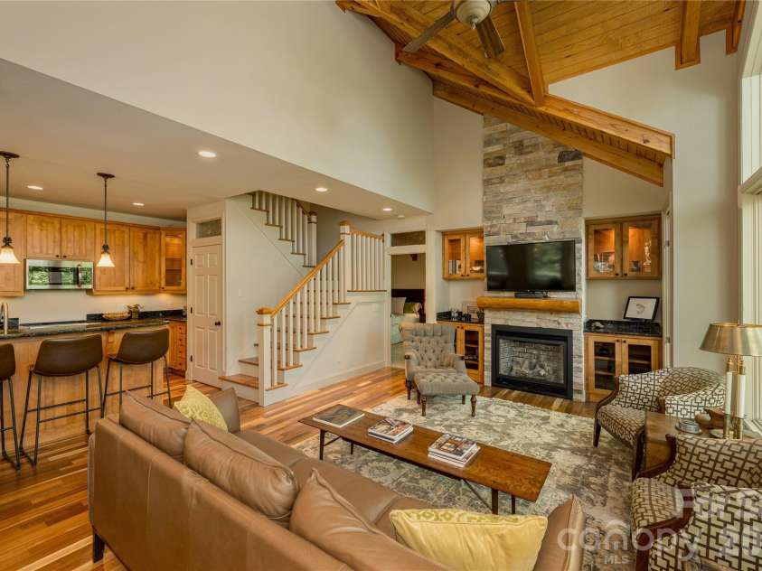 281 Bob White Loop, Waynesville, NC 28786.  MLS# CAR4414207, YatesRealty ID 45126. 