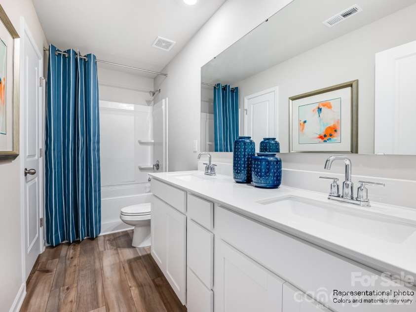 1848 Broom Maker Drive, Bessemer City, NC 28016.  MLS# CAR4415859, YatesRealty ID 45127. Bathroom