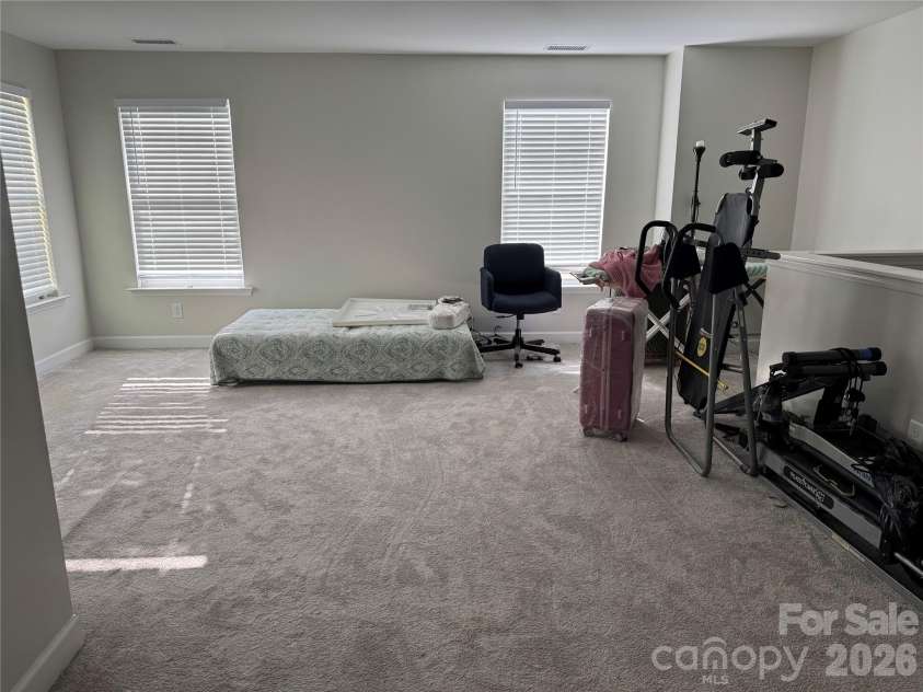 2629 Stream Bank Drive, Charlotte, NC 28269.  MLS# CAR4342362, YatesRealty ID 4513. 