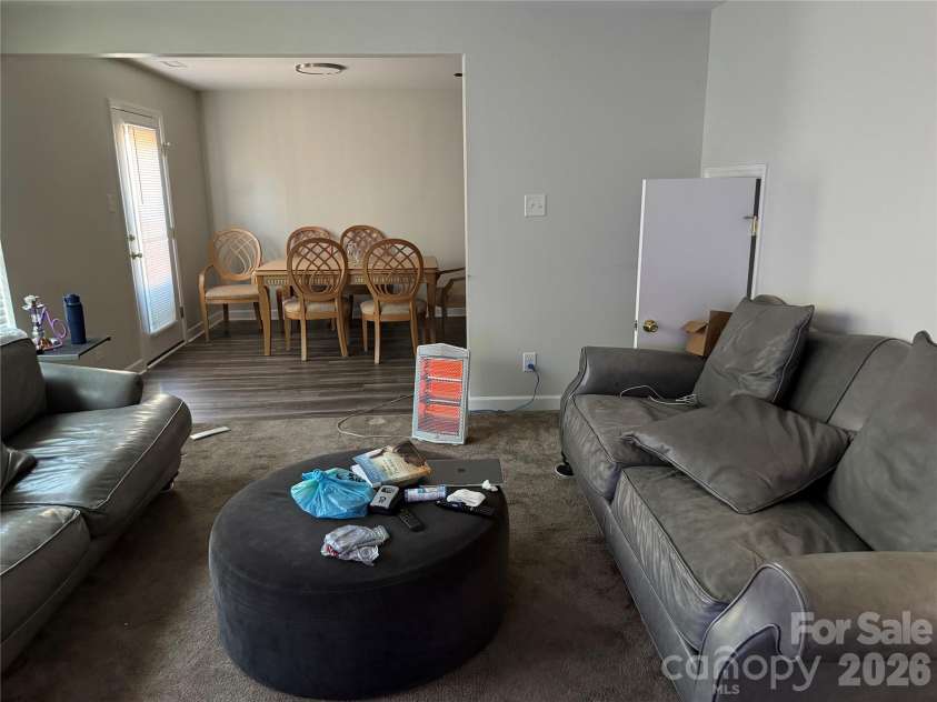 2629 Stream Bank Drive, Charlotte, NC 28269.  MLS# CAR4342362, YatesRealty ID 4513. 