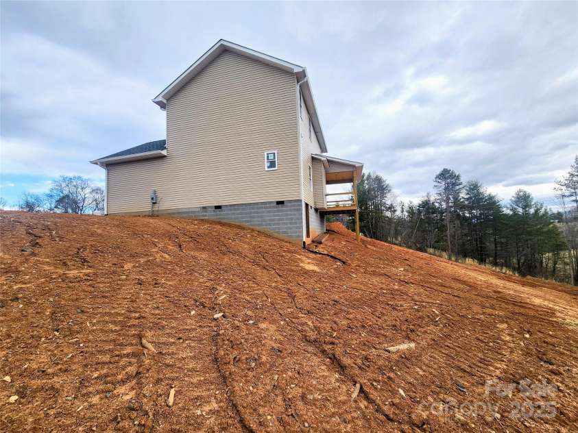 59 Eller Ford Road, Weaverville, NC 28787.  MLS# CAR4229304, YatesRealty ID 4513. 