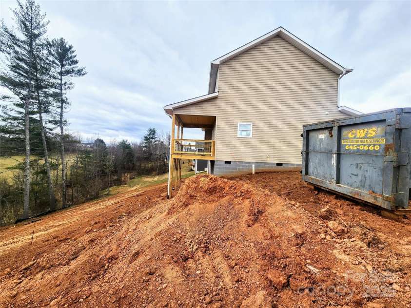 59 Eller Ford Road, Weaverville, NC 28787.  MLS# CAR4229304, YatesRealty ID 4513. 