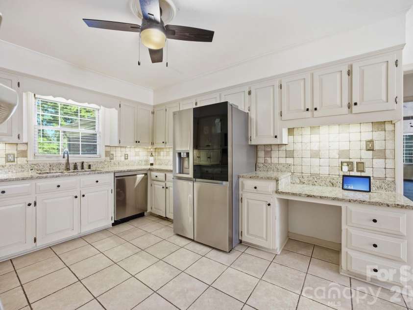 408 Bethel Drive, Salisbury, NC 28144.  MLS# CAR4367014, YatesRealty ID 45133. Kitchen