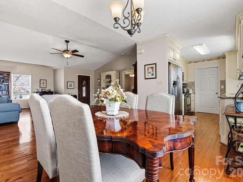215 Towne Court, Conover, NC 28613.  MLS# CAR4354978, YatesRealty ID 4514. Open Concept Dining/Living/Kitchen View 