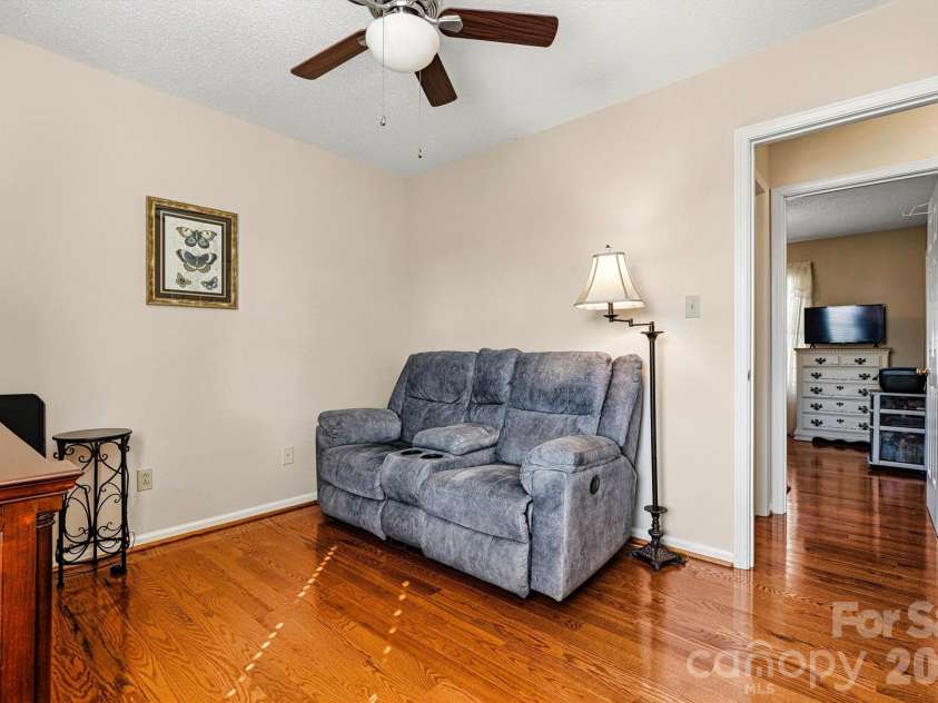 215 Towne Court, Conover, NC 28613.  MLS# CAR4354978, YatesRealty ID 4514. Third Bedroom/Entry View 
