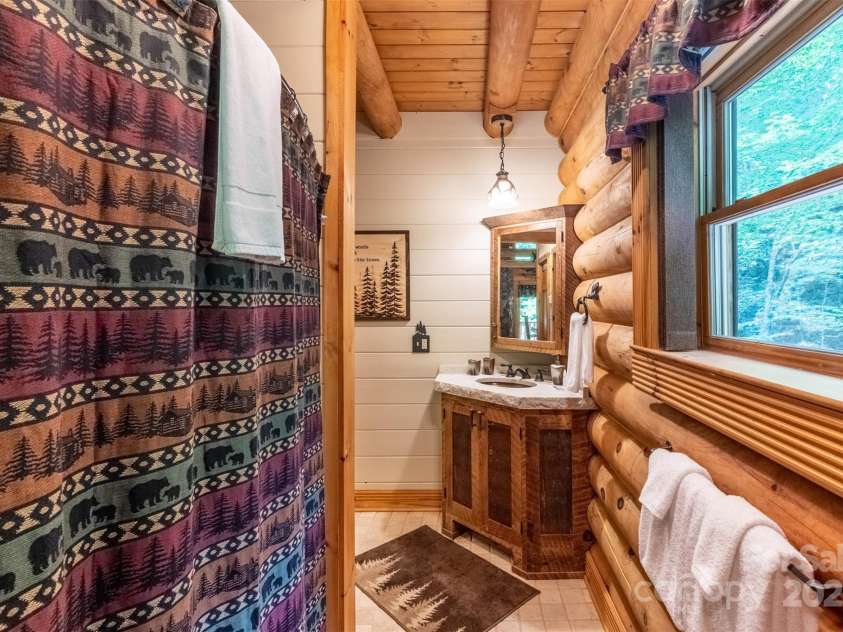 543 Bear Track Drive, Tuckasegee, NC 28783.  MLS# CAR4211255, YatesRealty ID 4514. 