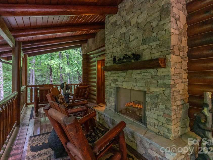 543 Bear Track Drive, Tuckasegee, NC 28783.  MLS# CAR4211255, YatesRealty ID 4514. 