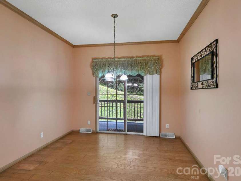 98 New Sorrells Estate, Brevard, NC 28712.  MLS# CAR4414087, YatesRealty ID 45142. Dining Room