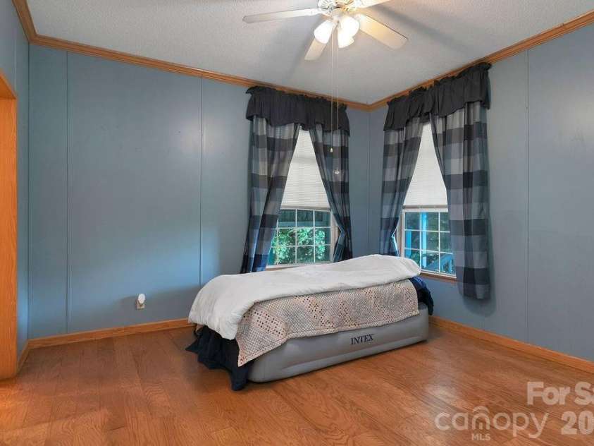 98 New Sorrells Estate, Brevard, NC 28712.  MLS# CAR4414087, YatesRealty ID 45142. Primary Bedroom