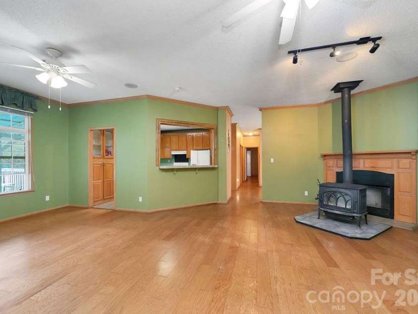 98 New Sorrells Estate, Brevard, NC 28712.  MLS# CAR4414087, YatesRealty ID 45142. Very Open