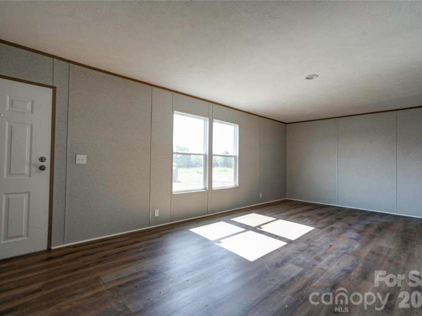 804 Eagleview Lane, Lawndale, NC 28090.  MLS# CAR4415501, YatesRealty ID 45144. 