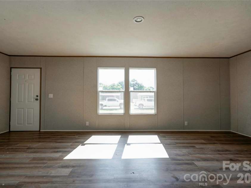 804 Eagleview Lane, Lawndale, NC 28090.  MLS# CAR4415501, YatesRealty ID 45144. 