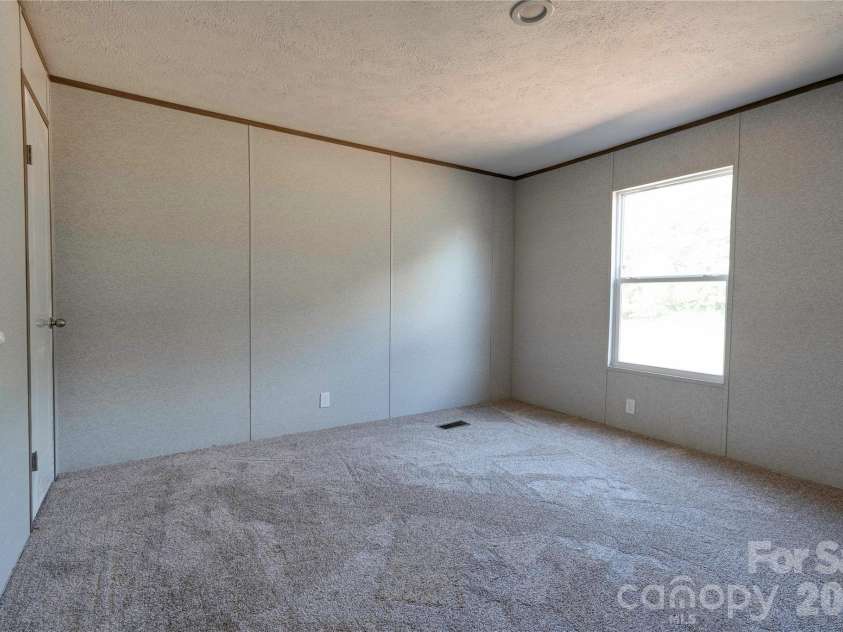 804 Eagleview Lane, Lawndale, NC 28090.  MLS# CAR4415501, YatesRealty ID 45144. 