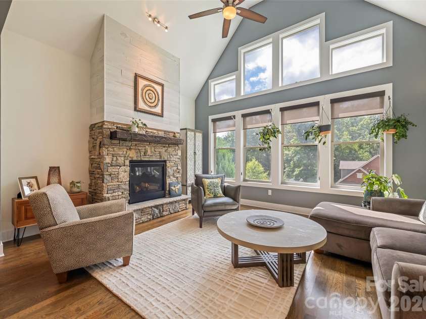 18 Forget Me Not Meadows, Fairview, NC 28730.  MLS# CAR4410784, YatesRealty ID 45145. 