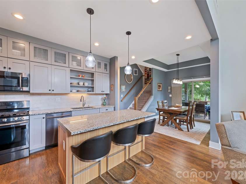 18 Forget Me Not Meadows, Fairview, NC 28730.  MLS# CAR4410784, YatesRealty ID 45145. 