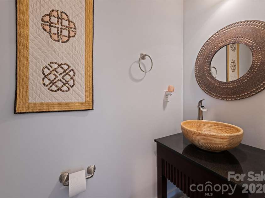18 Forget Me Not Meadows, Fairview, NC 28730.  MLS# CAR4410784, YatesRealty ID 45145. 