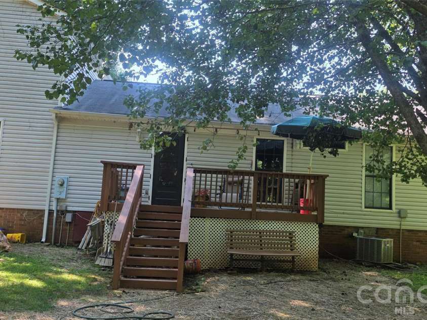 10100 Cromarty Lane, Mint Hill, NC 28227.  MLS# CAR4404545, YatesRealty ID 45147. 