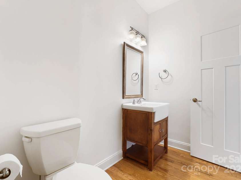 10000 Blossom Drive, Concord, NC 28025.  MLS# CAR4228278, YatesRealty ID 4515. 