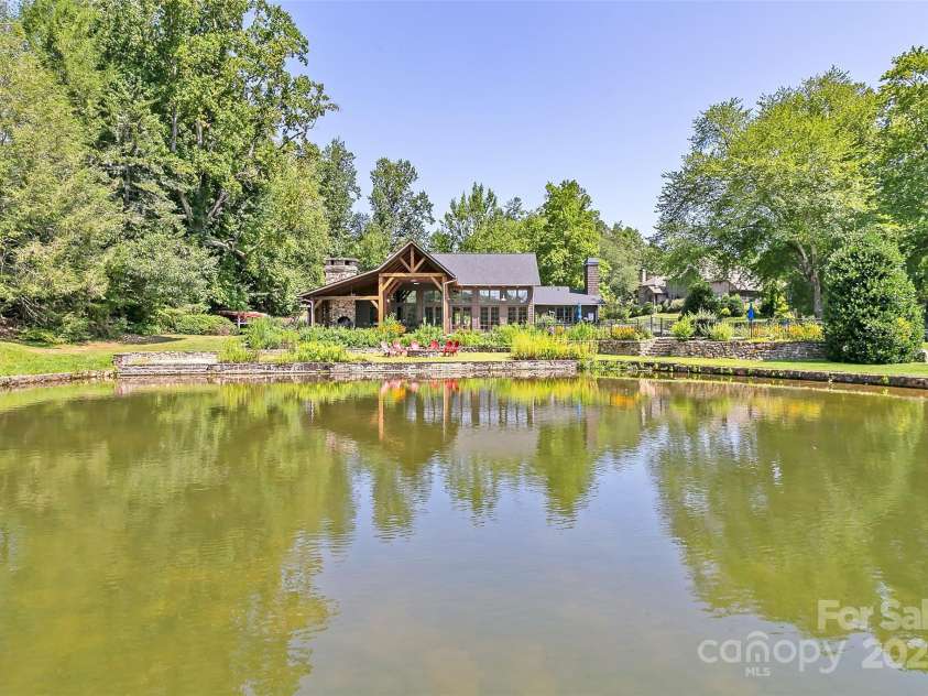 146 Allison Creek Trail, Brevard, NC 28712.  MLS# CAR4323068, YatesRealty ID 4515. Straus Park Community Lake House