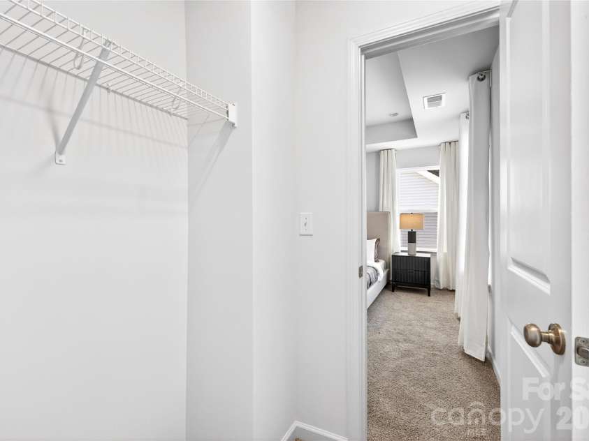 2719 Willow Street, Charlotte, NC 28208.  MLS# CAR4321013, YatesRealty ID 4515. Primary Closet