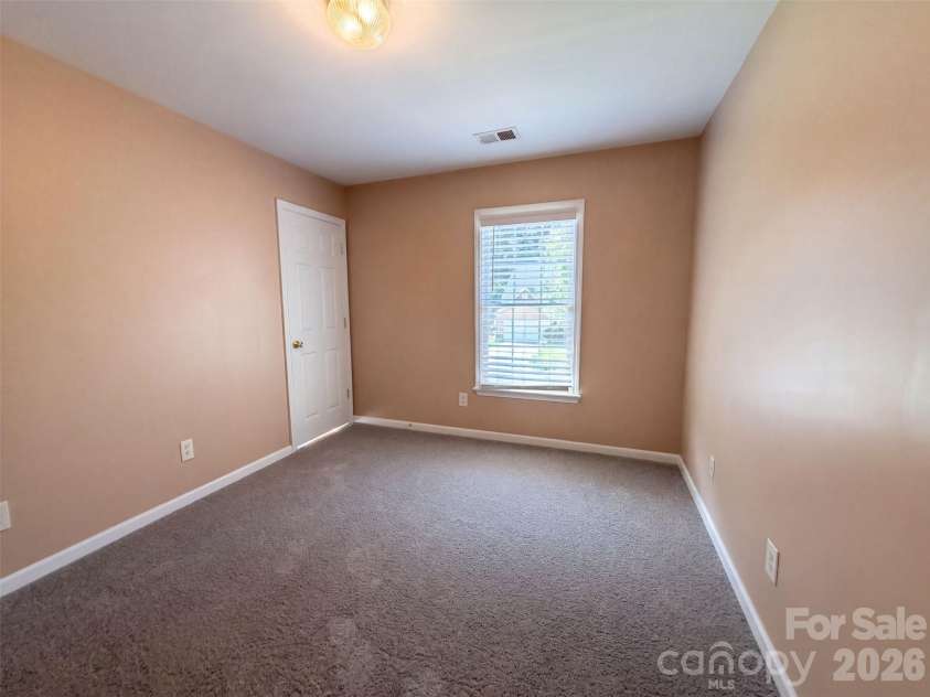 3106 Arklow Road, Charlotte, NC 28269.  MLS# CAR4415910, YatesRealty ID 45150. 