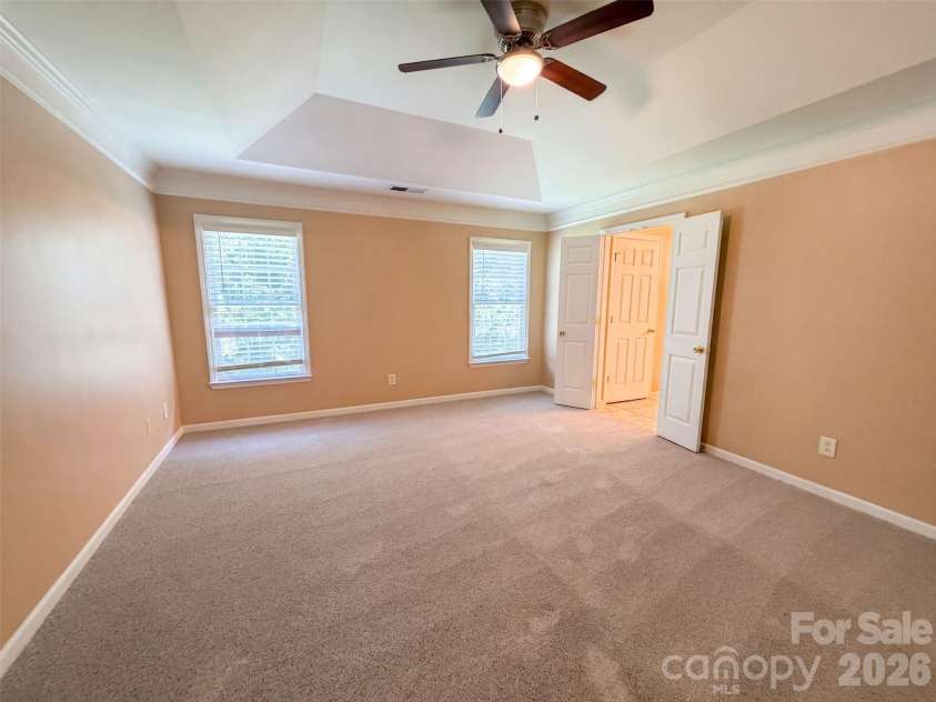 3106 Arklow Road, Charlotte, NC 28269.  MLS# CAR4415910, YatesRealty ID 45150. 