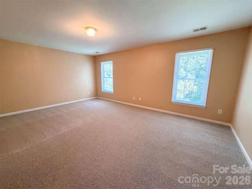 3106 Arklow Road, Charlotte, NC 28269.  MLS# CAR4415910, YatesRealty ID 45150. 