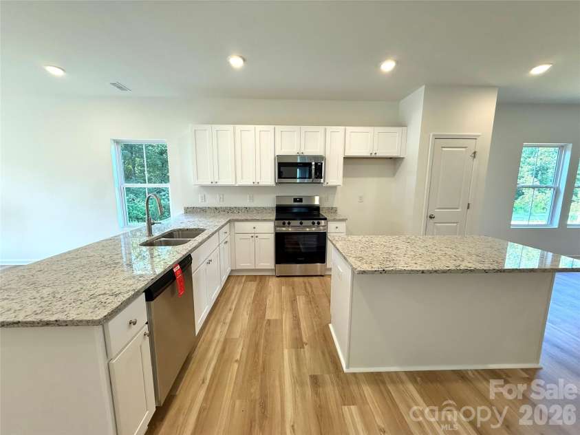 307 13th Street, Kannapolis, NC 28081.  MLS# CAR4406396, YatesRealty ID 45151. 