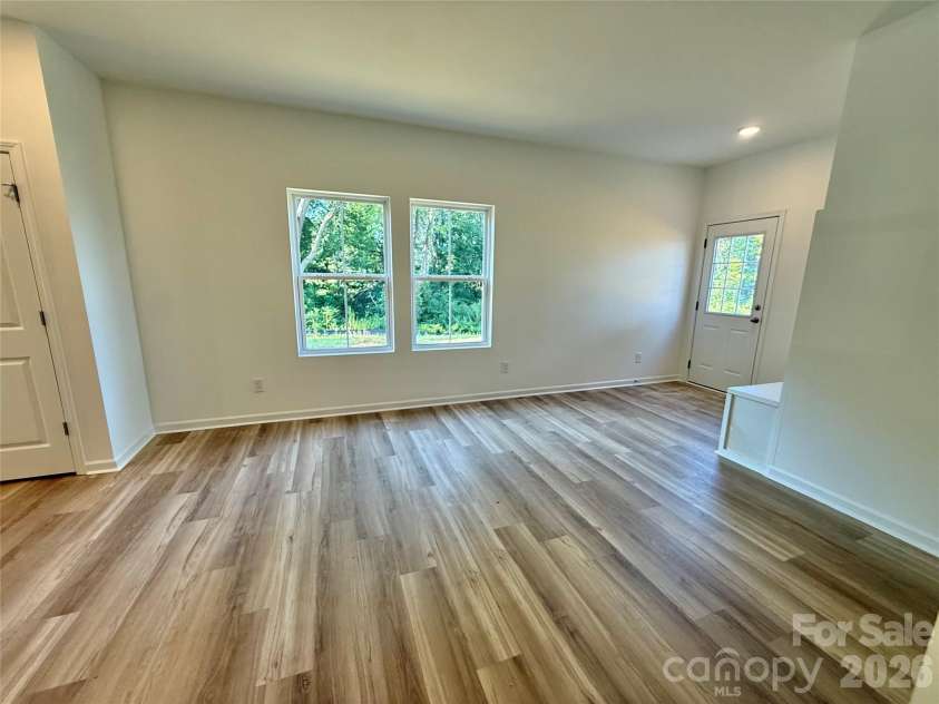 307 13th Street, Kannapolis, NC 28081.  MLS# CAR4406396, YatesRealty ID 45151. 