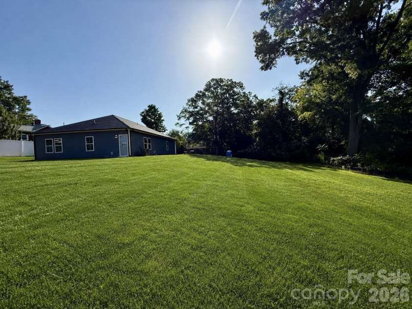 307 13th Street, Kannapolis, NC 28081.  MLS# CAR4406396, YatesRealty ID 45151. 