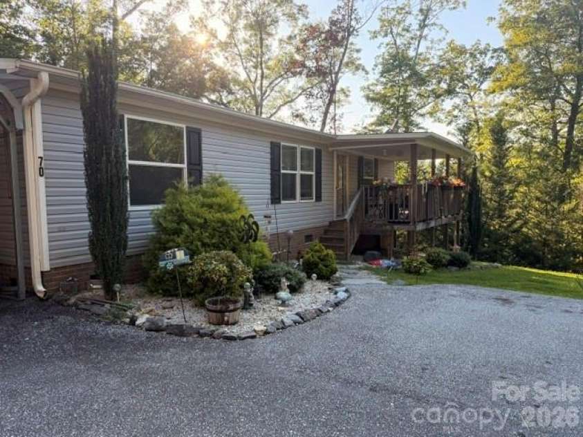 70 Misty Mountain Drive, Nebo, NC 28761.  MLS# CAR4316306, YatesRealty ID 45157. 