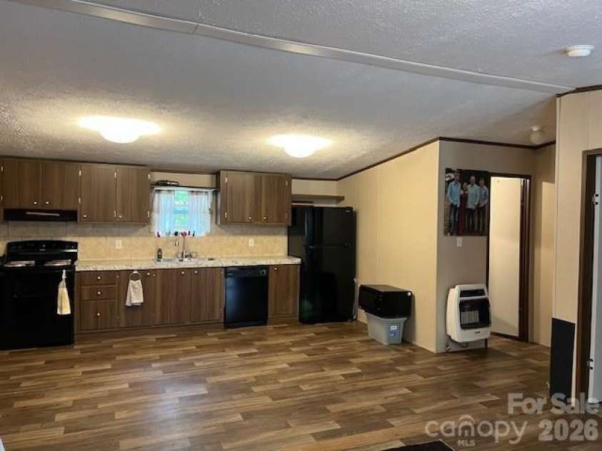 70 Misty Mountain Drive, Nebo, NC 28761.  MLS# CAR4316306, YatesRealty ID 45157. 