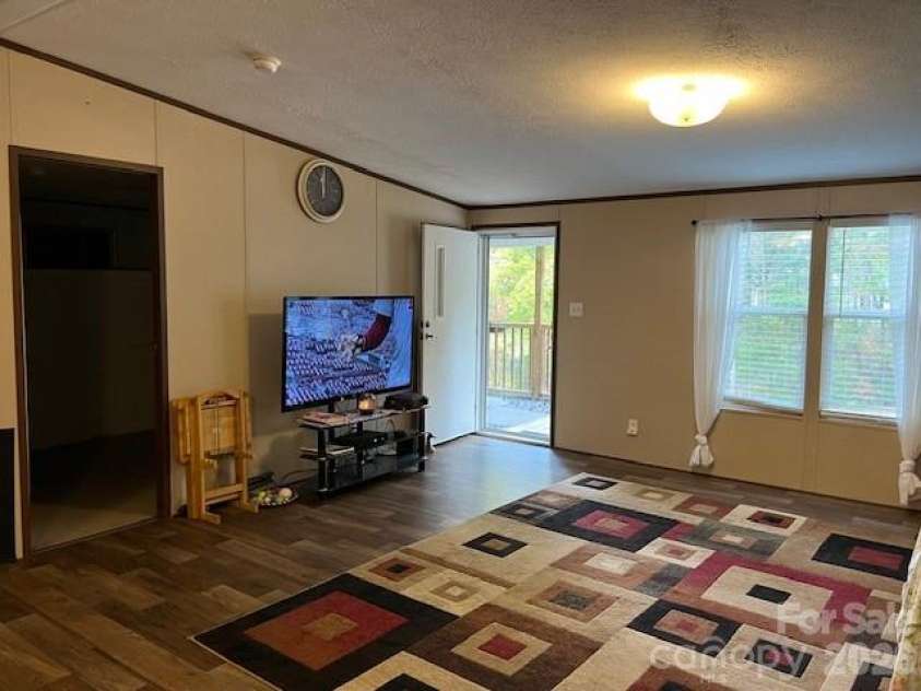 70 Misty Mountain Drive, Nebo, NC 28761.  MLS# CAR4316306, YatesRealty ID 45157. 