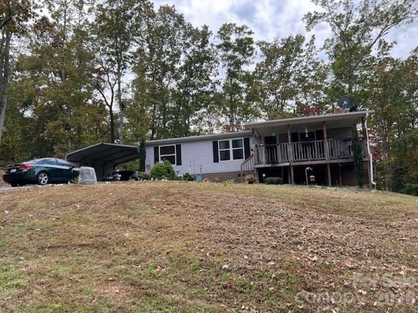 70 Misty Mountain Drive, Nebo, NC 28761.  MLS# CAR4316306, YatesRealty ID 45157. 