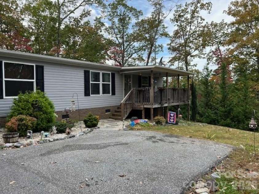 70 Misty Mountain Drive, Nebo, NC 28761.  MLS# CAR4316306, YatesRealty ID 45157. 